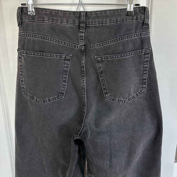 H&M Black High Rise Regular fit Straight Wide leg  Jeans-4 (S) - Picture 5 of 11